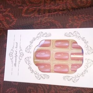 Classy press on nails